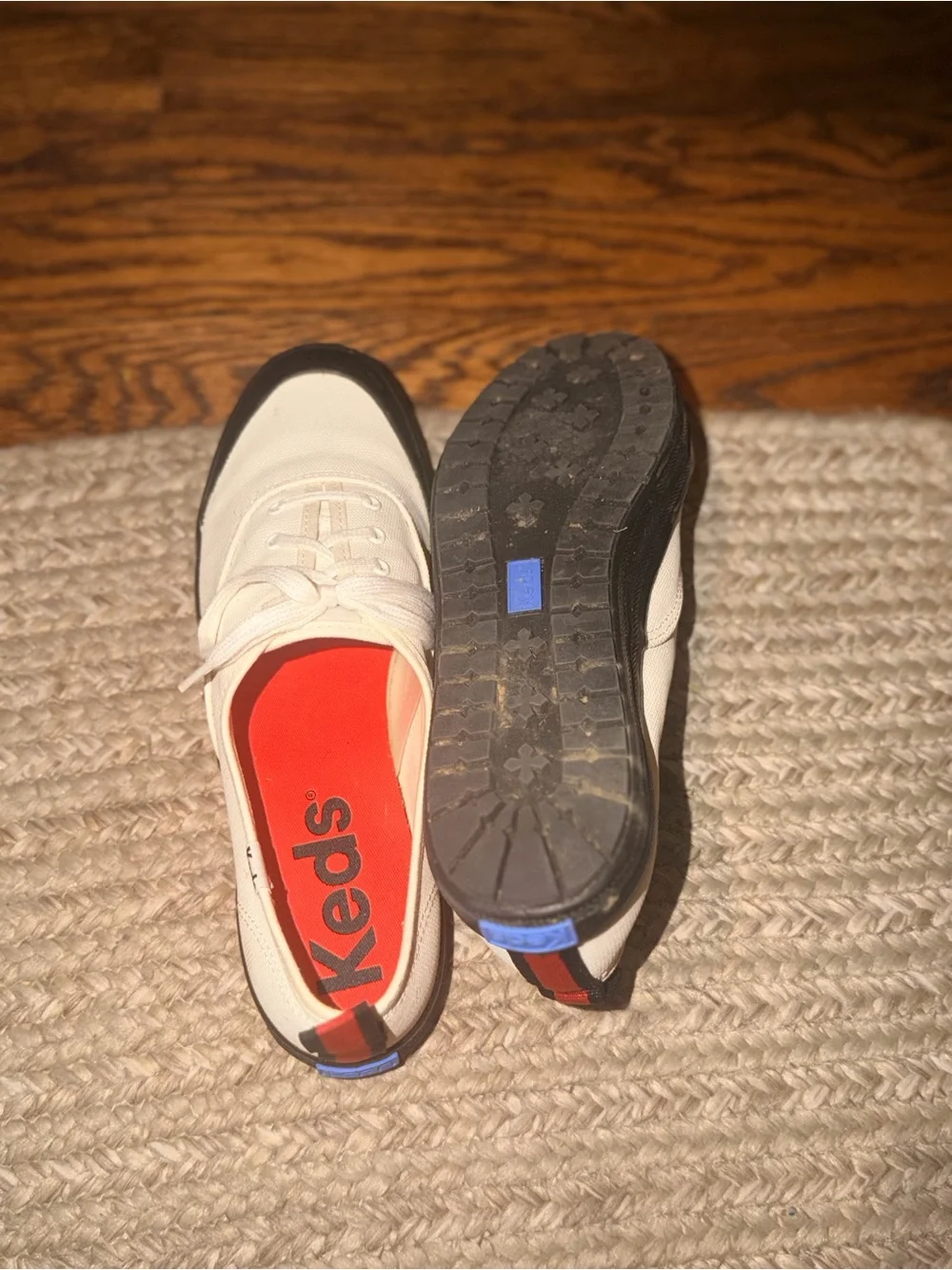 Keds champion toe
